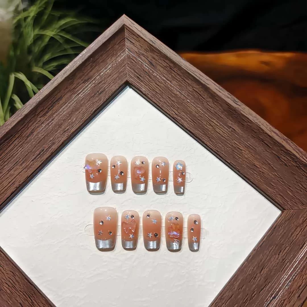 Starry Rain Cat Eye Press-On Negle med Glitter French Tip