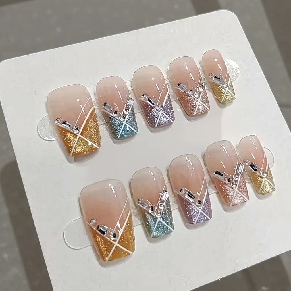 Candy Party press-on negle, kort firkantet med regnbue cat-eye og krystalsten