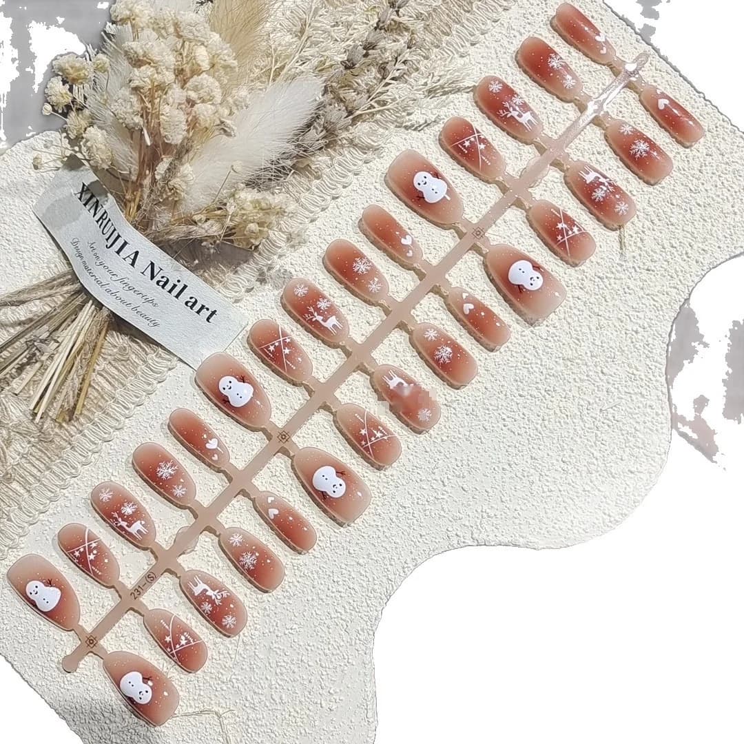 Vinter Hjort Press-On Negle med Snefnug og Blush Design
